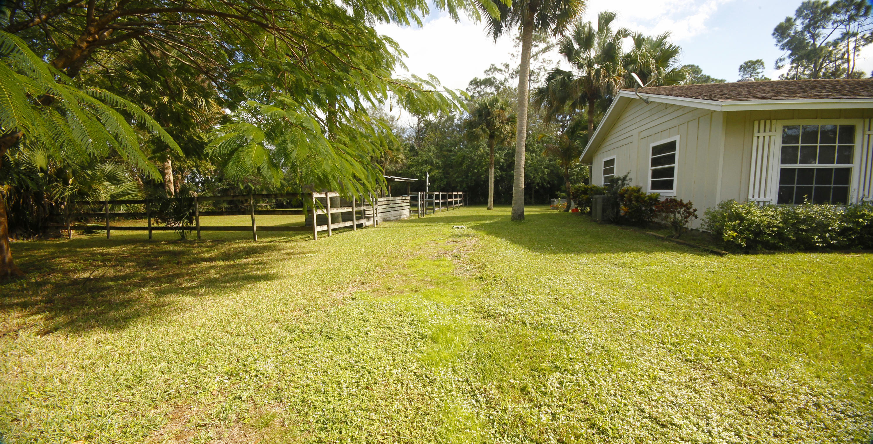 2556 C Road Loxahatchee, FL 33470 - Photo 10 of 27 One of the paddocks