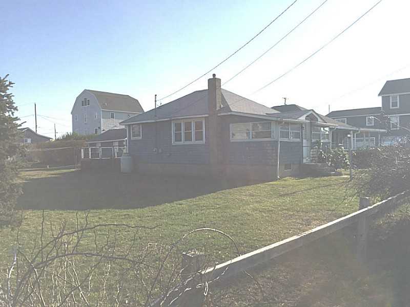 11 Prospect Road South Kingstown, RI 02879 - Photo 3 of 7 Yard/Garden.