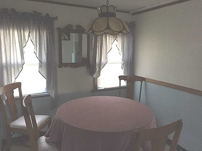11 Prospect Road South Kingstown, RI 02879 - Photo 6 of 7 Dining Room.