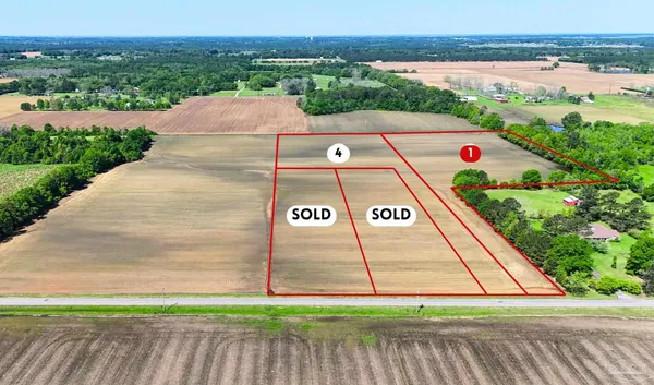 a view of a outdoor space