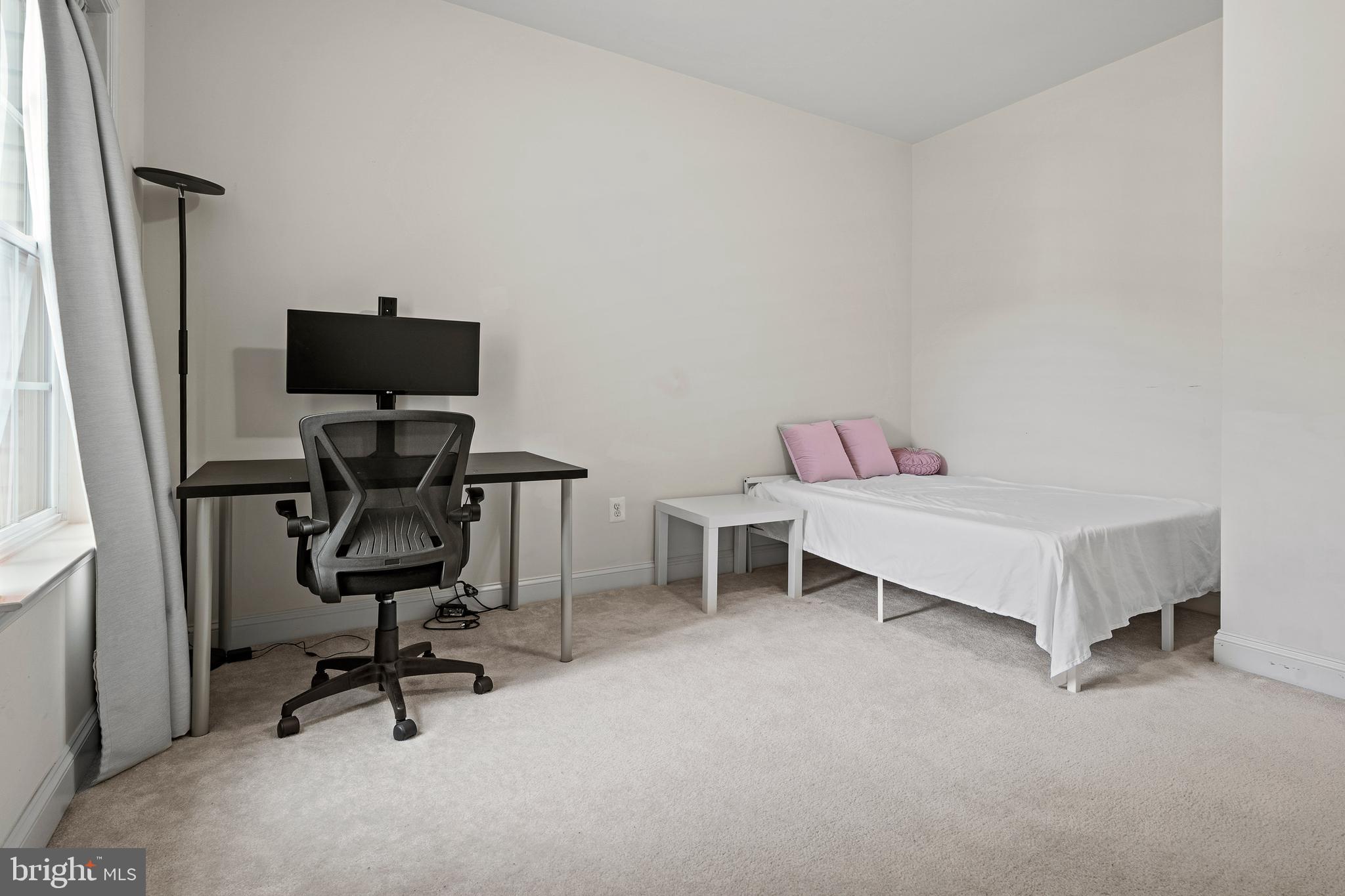 8722 Polished Pebble Way Laurel, MD 20723 - Photo 26 of 58 a view of workspace with windows