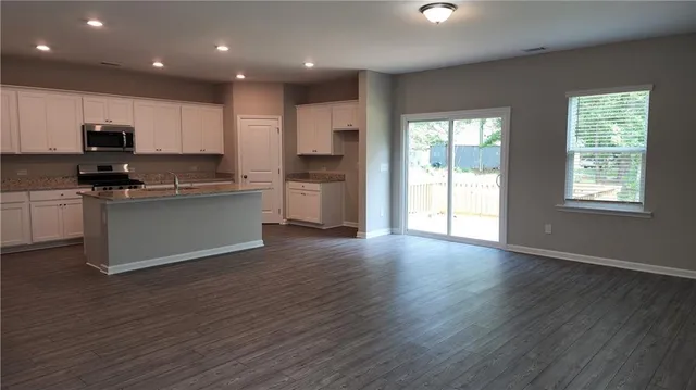 $2,400 | 115 Osprey Overlook Drive, Braselton, GA 30517