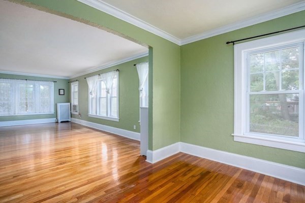 43 Creswell Road Worcester, MA 01602 - Photo 11 of 34 Gallery Image 11