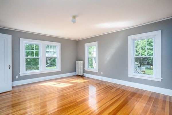 43 Creswell Road Worcester, MA 01602 - Photo 15 of 34 Gallery Image 15