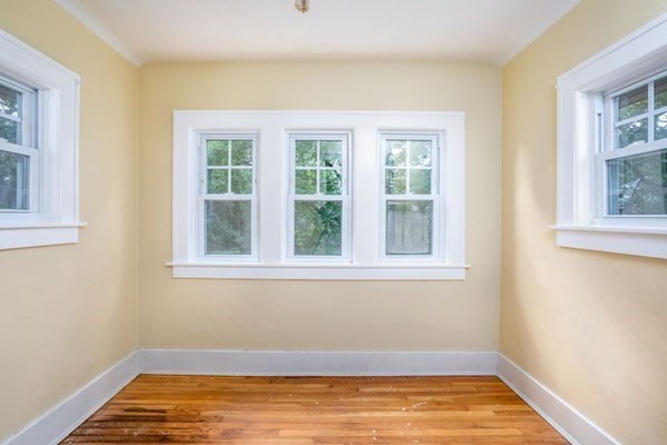 43 Creswell Road Worcester, MA 01602 - Photo 17 of 34 Gallery Image 17