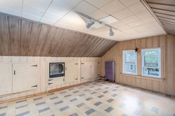43 Creswell Road Worcester, MA 01602 - Photo 25 of 34 Gallery Image 25