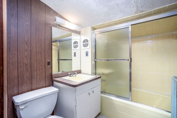 43 Creswell Road Worcester, MA 01602 - Photo 27 of 34 Gallery Image 27