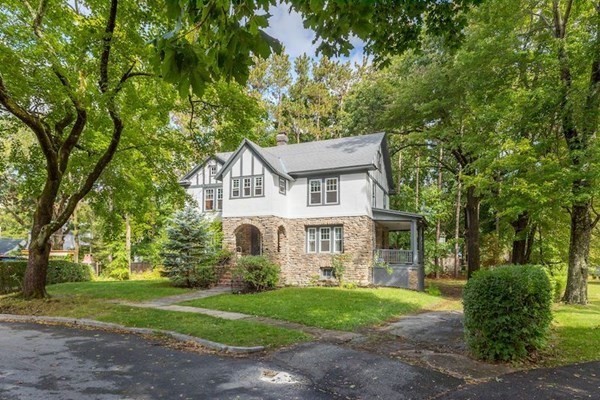 43 Creswell Road Worcester, MA 01602 - Photo 29 of 34 Gallery Image 29