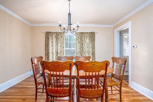 43 Creswell Road Worcester, MA 01602 - Photo 8 of 34 Gallery Image 8