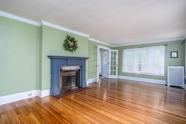 43 Creswell Road Worcester, MA 01602 - Photo 10 of 34 Gallery Image 10