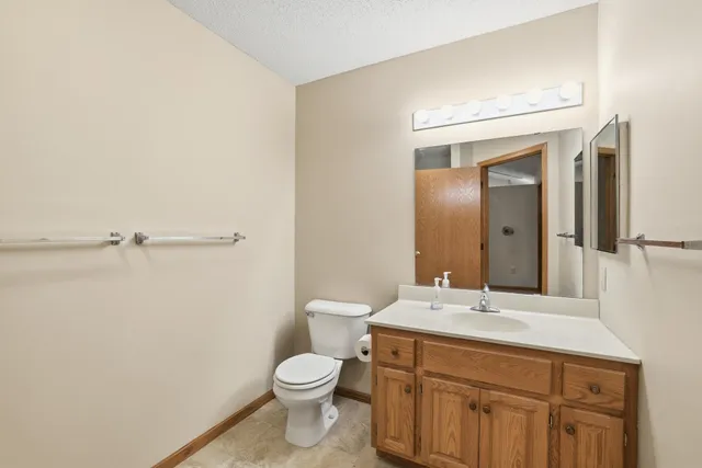$319,000 | 700 Leroy Lane, Unit 47, River Falls, WI 54022