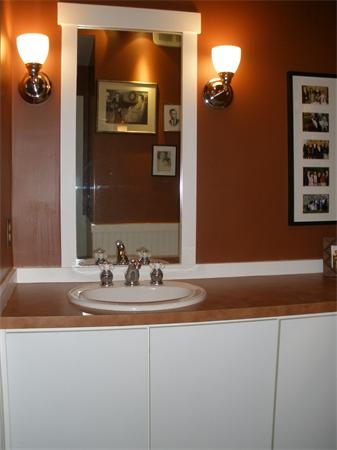 131 Middle Street Amherst, MA 01002 - Photo 15 of 30 Gallery Image 15
