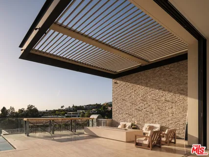 $25,950,000 | 1305 Collingwood Place, Los Angeles, CA 90069