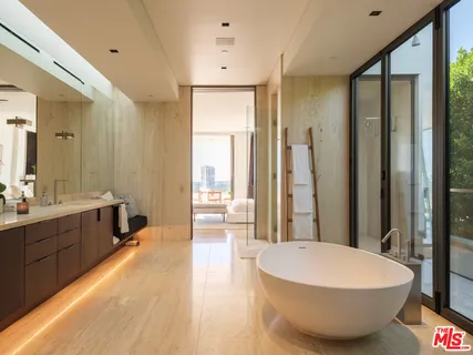 $25,950,000 | 1305 Collingwood Place, Los Angeles, CA 90069