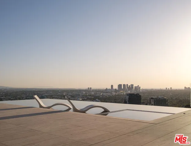 $25,950,000 | 1305 Collingwood Place, Los Angeles, CA 90069