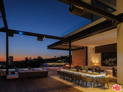 $25,950,000 | 1305 Collingwood Place, Los Angeles, CA 90069