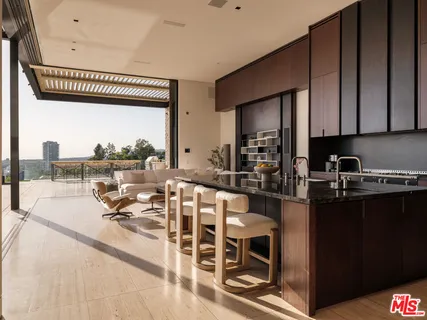 $25,950,000 | 1305 Collingwood Place, Los Angeles, CA 90069