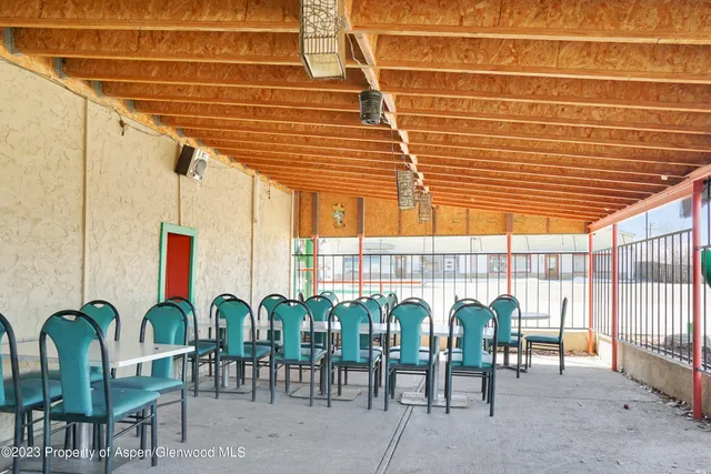 a view of the terrace