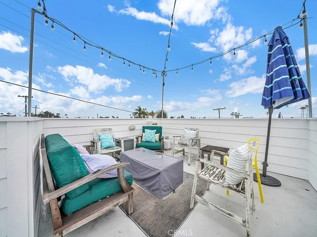 $6,495 | 311 West Avenida Palizada, Unit B, San Clemente, CA 92672