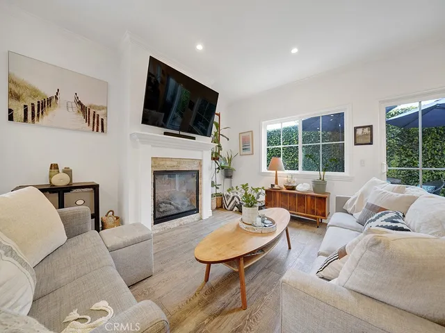 $6,495 | 311 West Avenida Palizada, Unit B, San Clemente, CA 92672