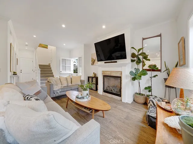 $6,495 | 311 West Avenida Palizada, Unit B, San Clemente, CA 92672