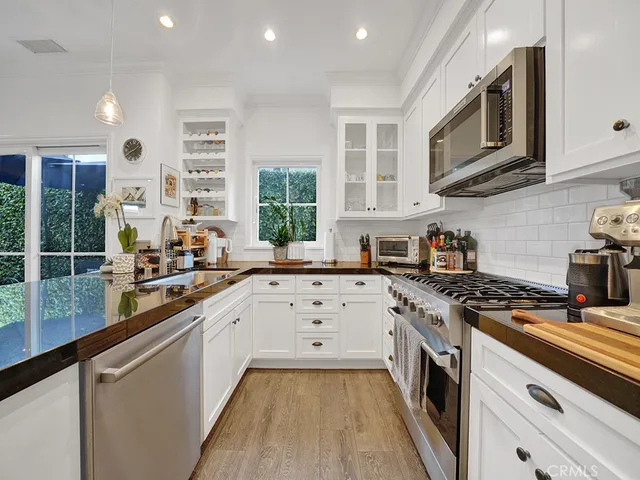 $6,495 | 311 West Avenida Palizada, Unit B, San Clemente, CA 92672