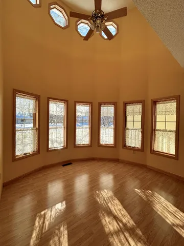 $337,500 | 111 Oakwood Court, Thief River Falls, MN 56701