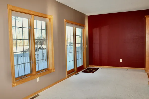 $337,500 | 111 Oakwood Court, Thief River Falls, MN 56701