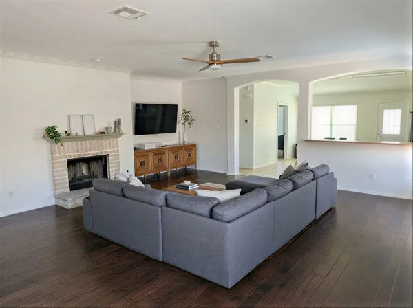 $385,000 | 1903 Mir Woods Drive, Leander, TX 78641