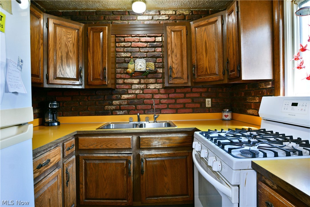 17285 Mock Road Berlin Center, OH 44401 - Photo 8 of 16 Gallery Image 8