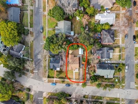 136 Maple Street Charleston, SC 29403 - Photo 39 of 40 large-019b673f-d8b8-722c-b694-bb3cc3e464