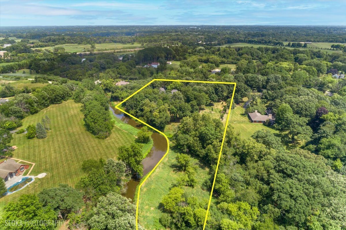 166 North Buckley Road Barrington Hills, IL 60010 - Photo 2 of 86