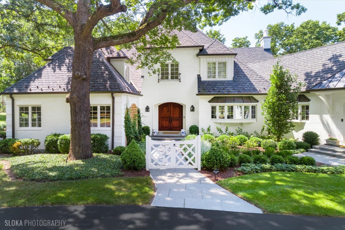 166 North Buckley Road Barrington Hills, IL 60010 - Photo 5 of 86