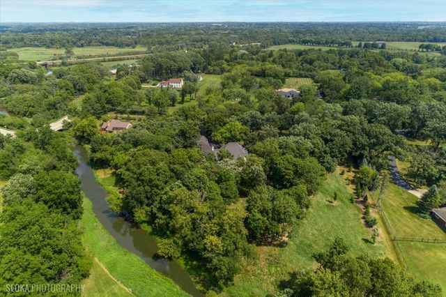 $2,495,000 | 166 North Buckley Road, Barrington Hills, IL 60010