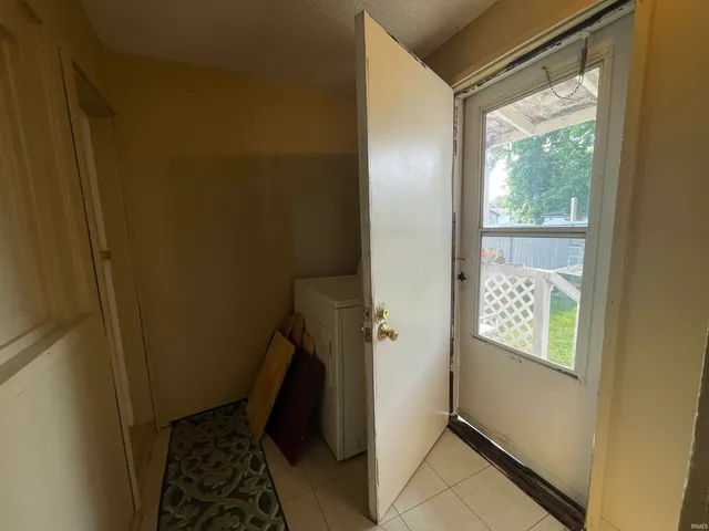 $79,900 | 607 North 10th Street, Vincennes, IN 47591