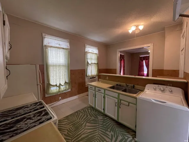 $79,900 | 607 North 10th Street, Vincennes, IN 47591