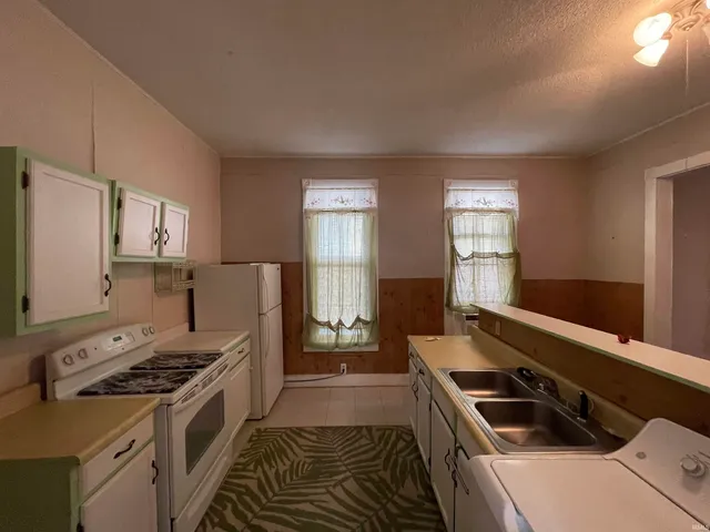 $79,900 | 607 North 10th Street, Vincennes, IN 47591