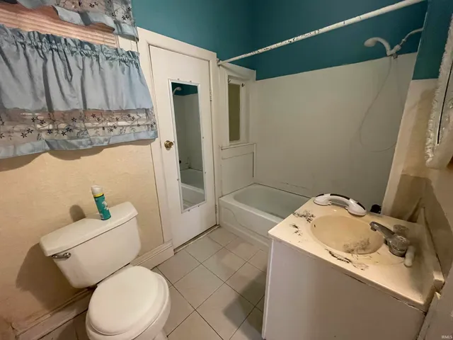 $79,900 | 607 North 10th Street, Vincennes, IN 47591