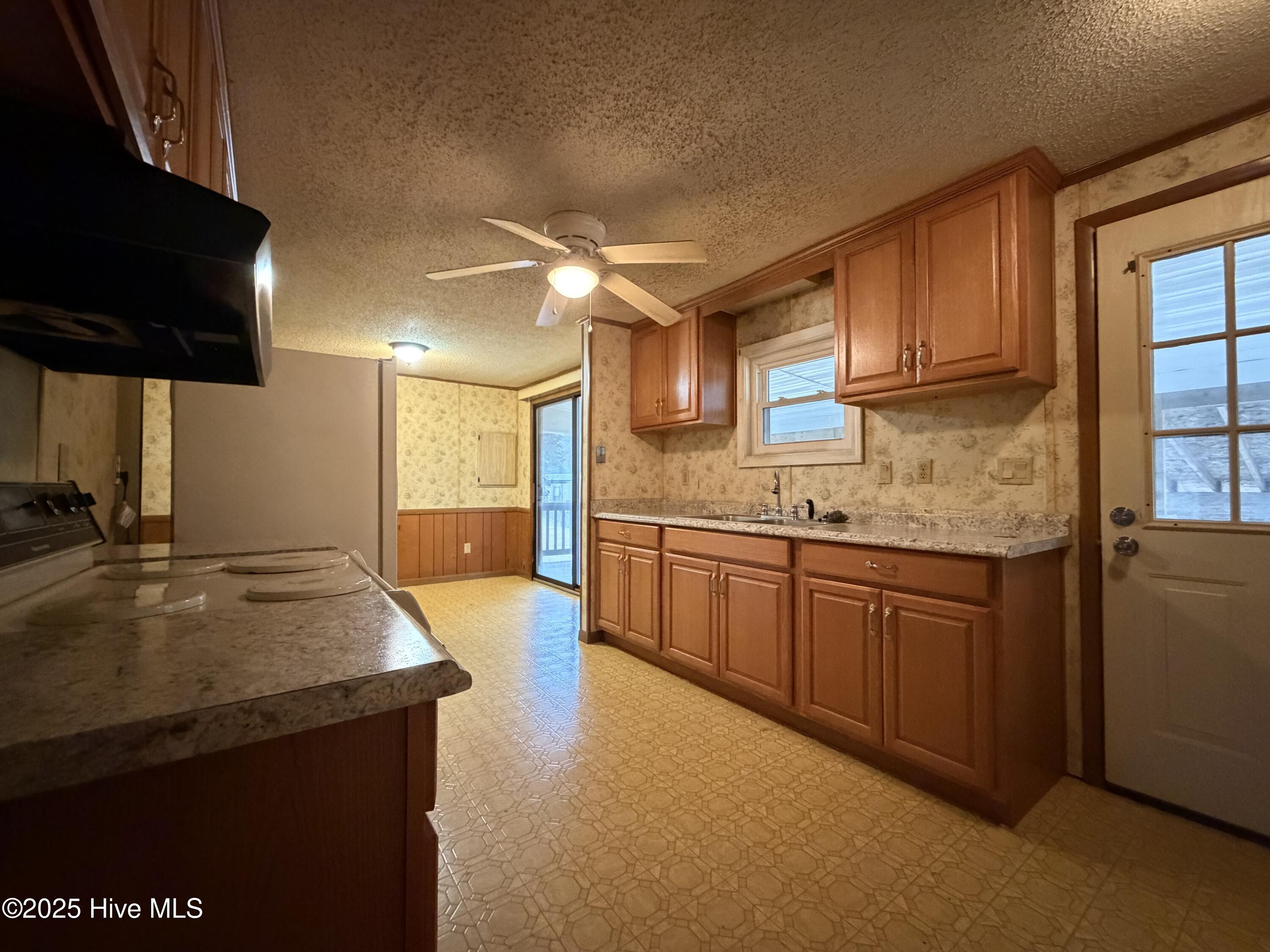 2537 Whichards Beach Road Chocowinity, NC 27817 - Photo 12 of 19 IMG_0290