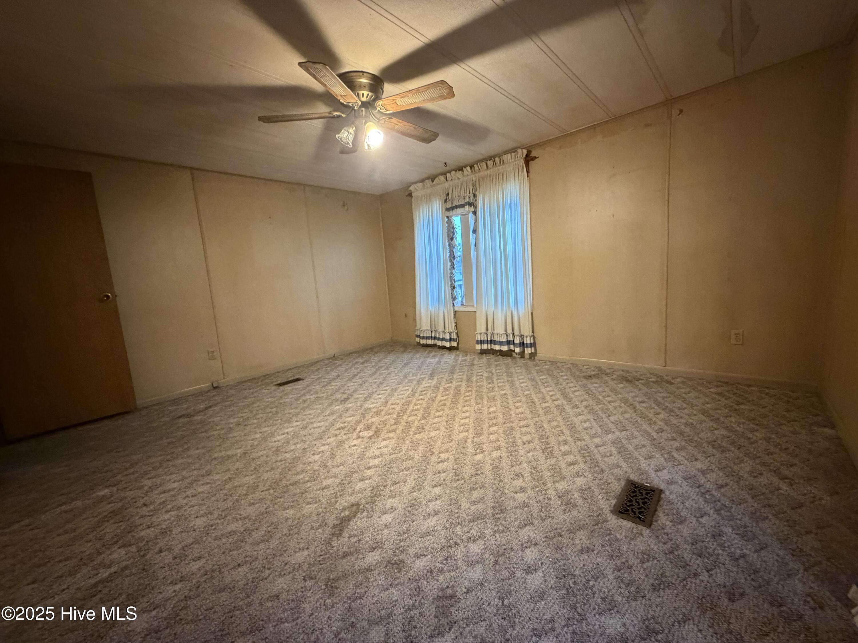 2537 Whichards Beach Road Chocowinity, NC 27817 - Photo 18 of 19 IMG_0284