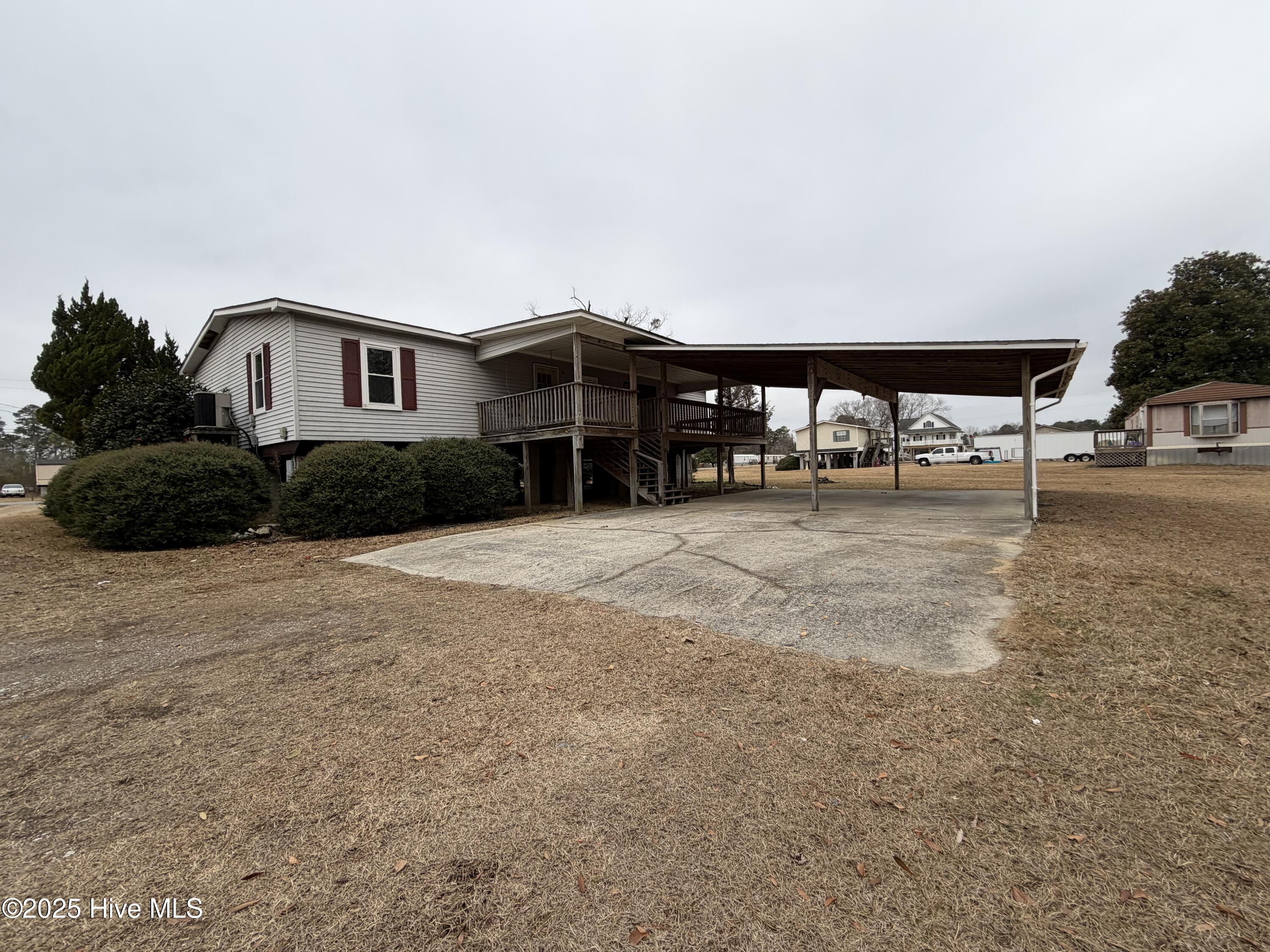 2537 Whichards Beach Road Chocowinity, NC 27817 - Photo 4 of 19 IMG_0300