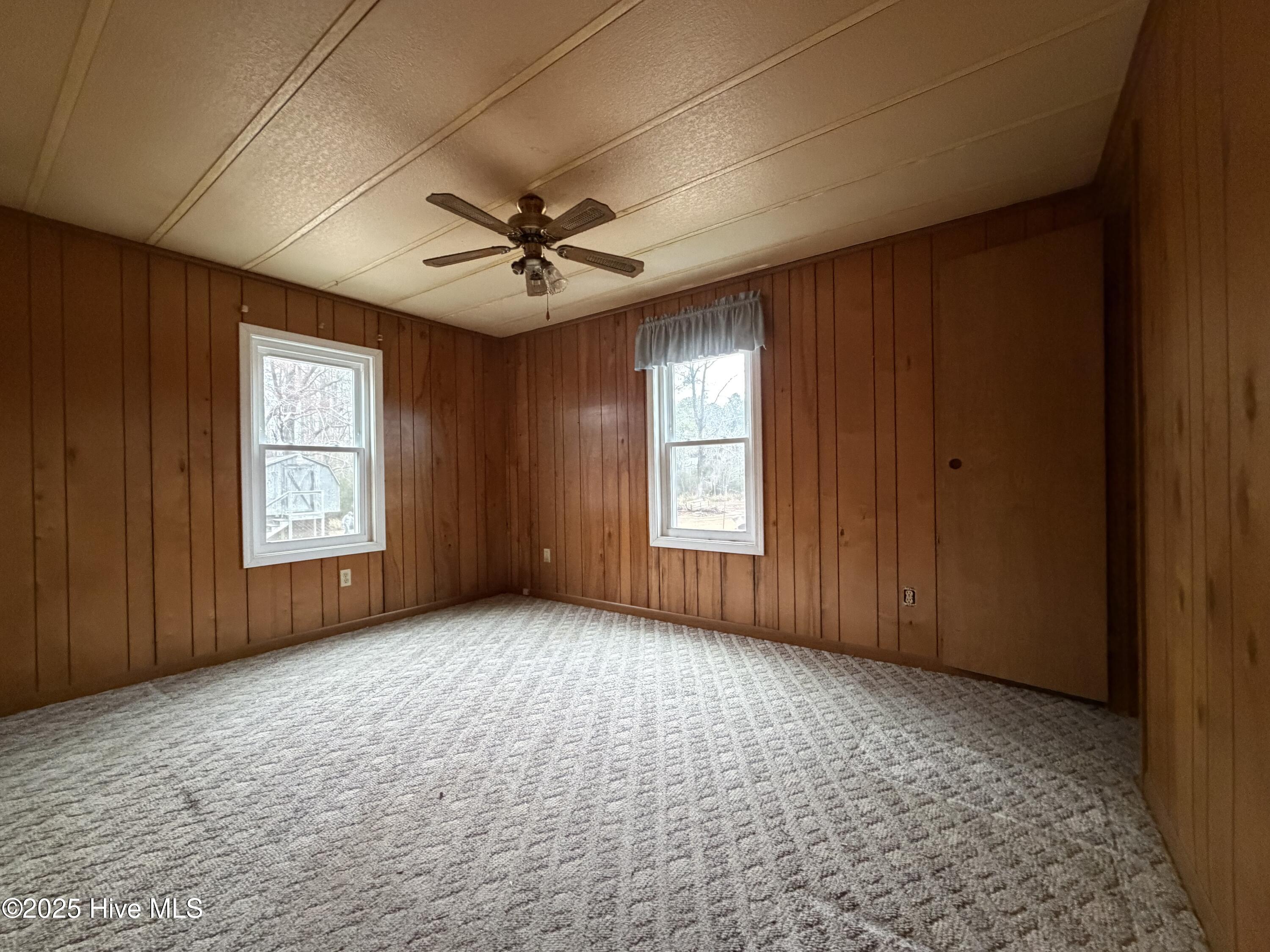 2537 Whichards Beach Road Chocowinity, NC 27817 - Photo 7 of 19 IMG_0295