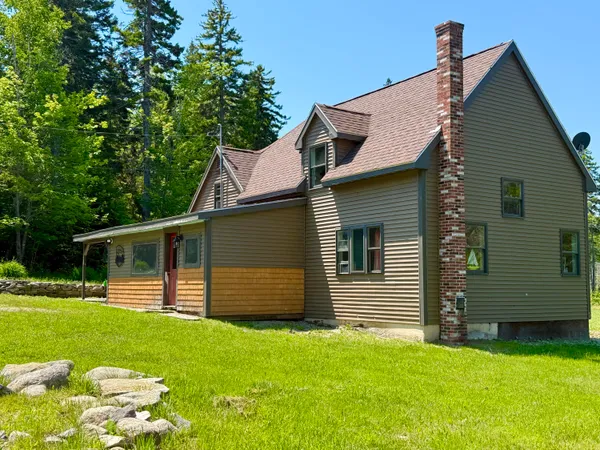 $379,000 | 29 Hidden Drive, Vinalhaven, ME 04863