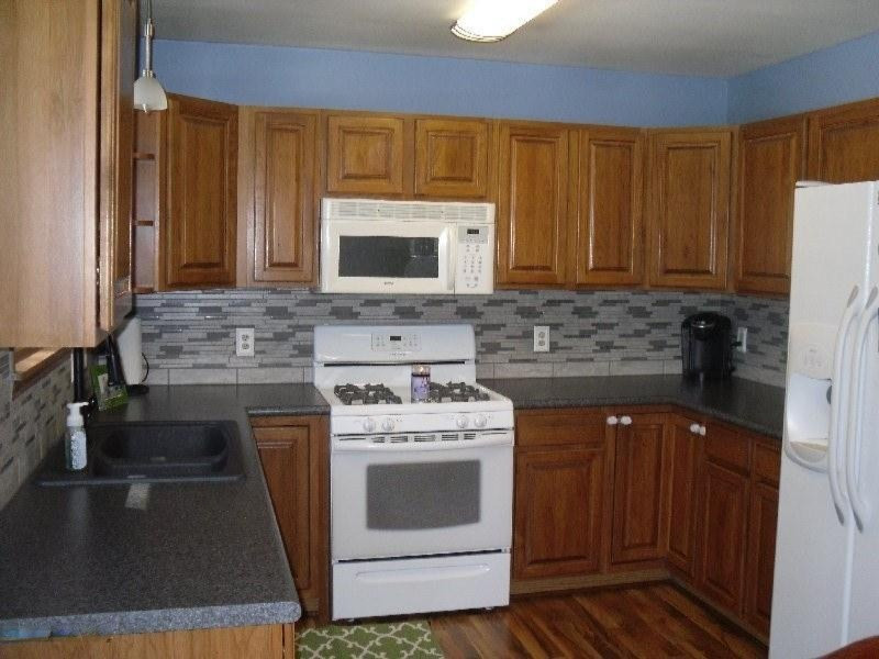 1851 East River Road Muskegon, MI 49445 - Photo 7 of 18 033.jpg