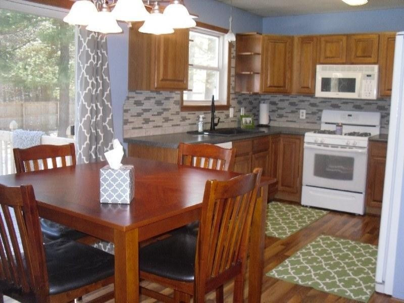 1851 East River Road Muskegon, MI 49445 - Photo 8 of 18 032.jpg