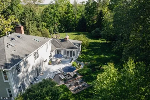$3,050,000 | 77 Pleasantville Road, New Vernon, NJ 07976