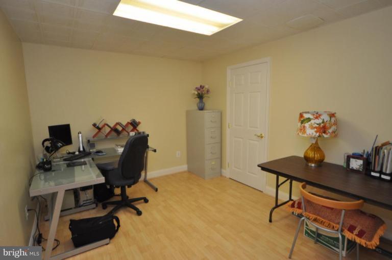 12513 Ridgegate Drive Herndon, VA 20170 - Photo 25 of 30 Finished Lower Level