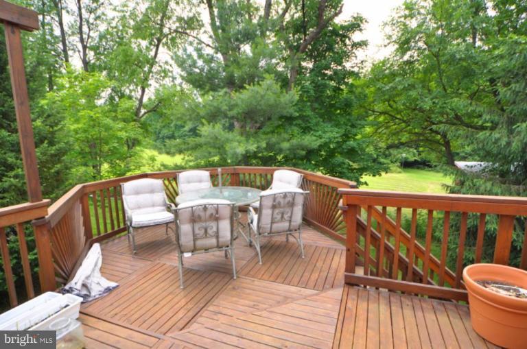 12513 Ridgegate Drive Herndon, VA 20170 - Photo 10 of 30 Deck