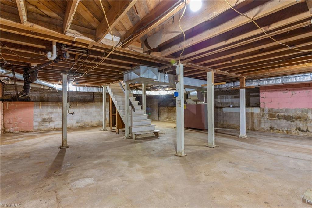 1314 Craver Road Lexington, NC 27295 - Photo 30 of 35 Gallery Image 30