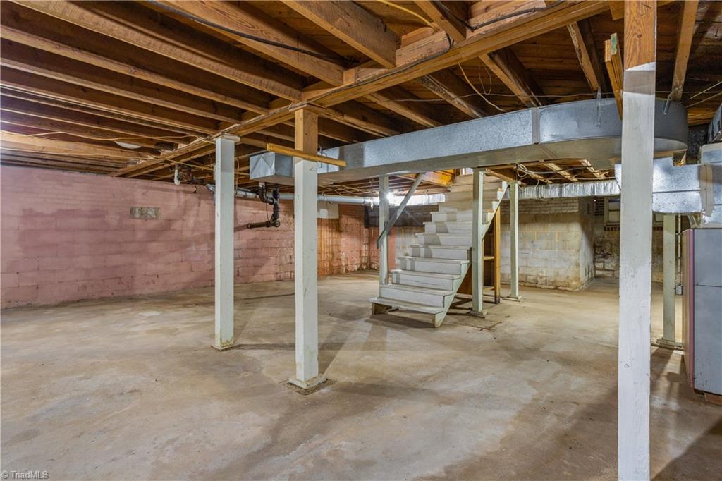 1314 Craver Road Lexington, NC 27295 - Photo 32 of 35 Gallery Image 32
